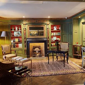 Du Vieux Marais Otel